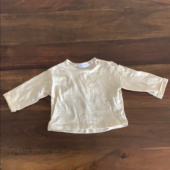 Zara long sleeve ecru baby top - Picture 1 of 4